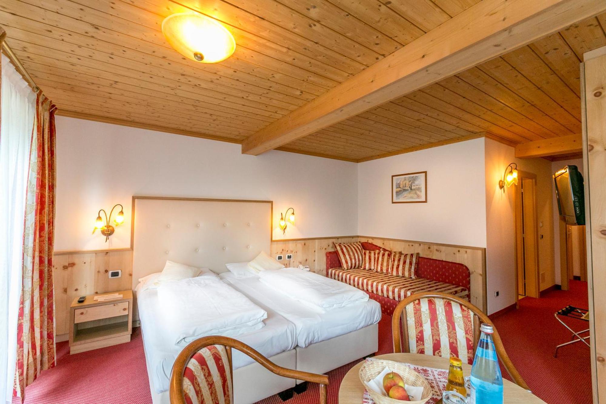 Diamant Spa Resort Santa Cristina Val Gardena Habitación foto